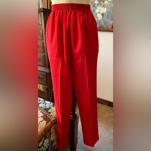 Bon Worth Pants & Jumpsuits Like New 0 Polyester Red Crinkle